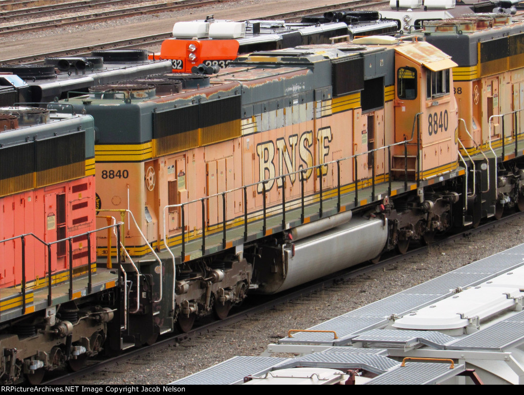 BNSF 6225